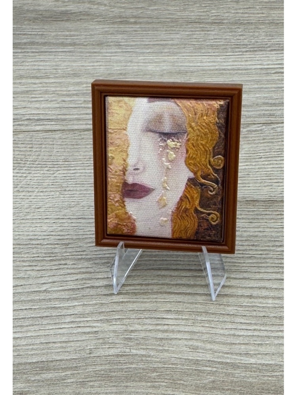 ZURU Mini Brands Golden Tears Rare Mini Masterpiece